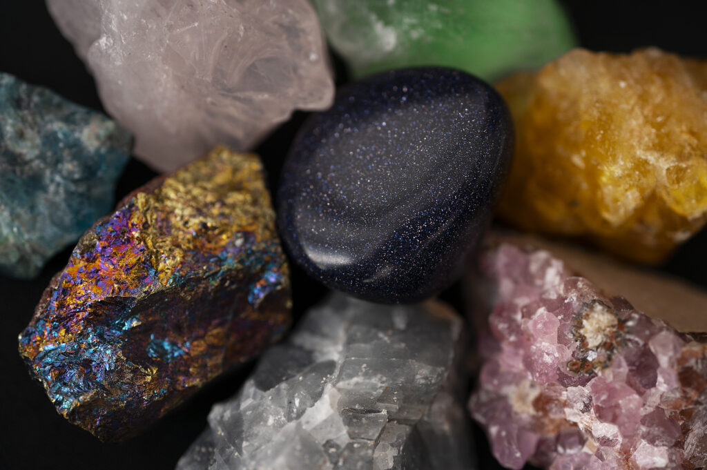 Alloys and minerals export